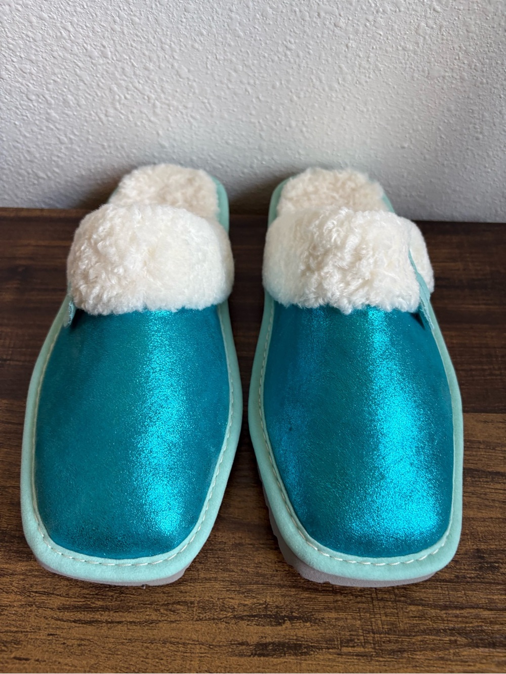 Ariat Women's Jackie Square Toe Slippers - Picture 3 of 8